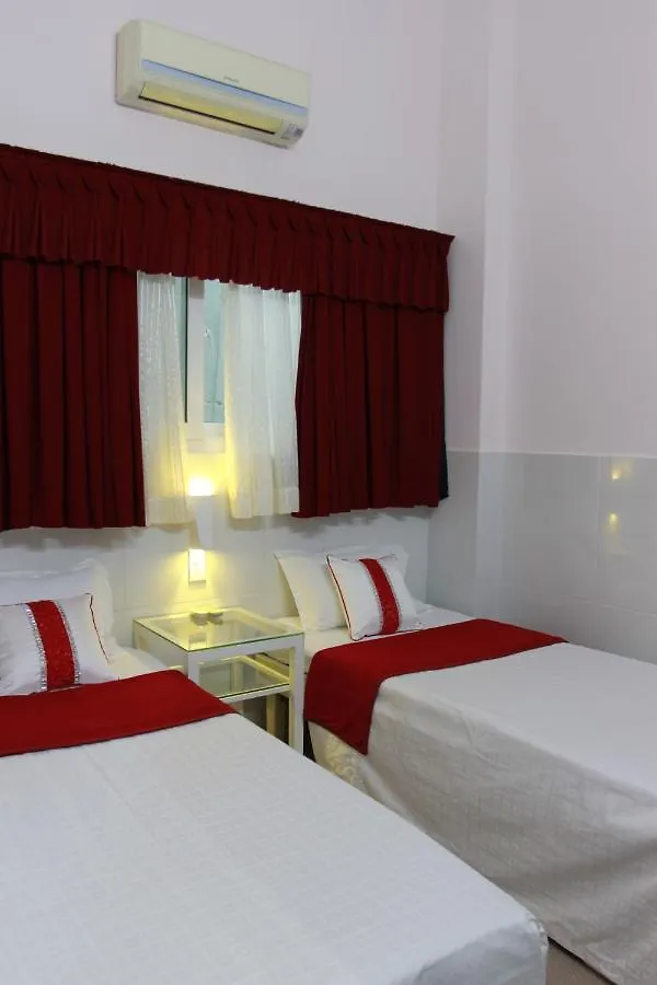 Quang Saigon Hotel- 40-7 Bui Vien-Walking Street 胡志明市 招待所